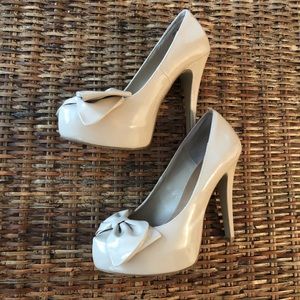 Elle | Shoes | Elle Nude Bow Stilettos | Poshmark